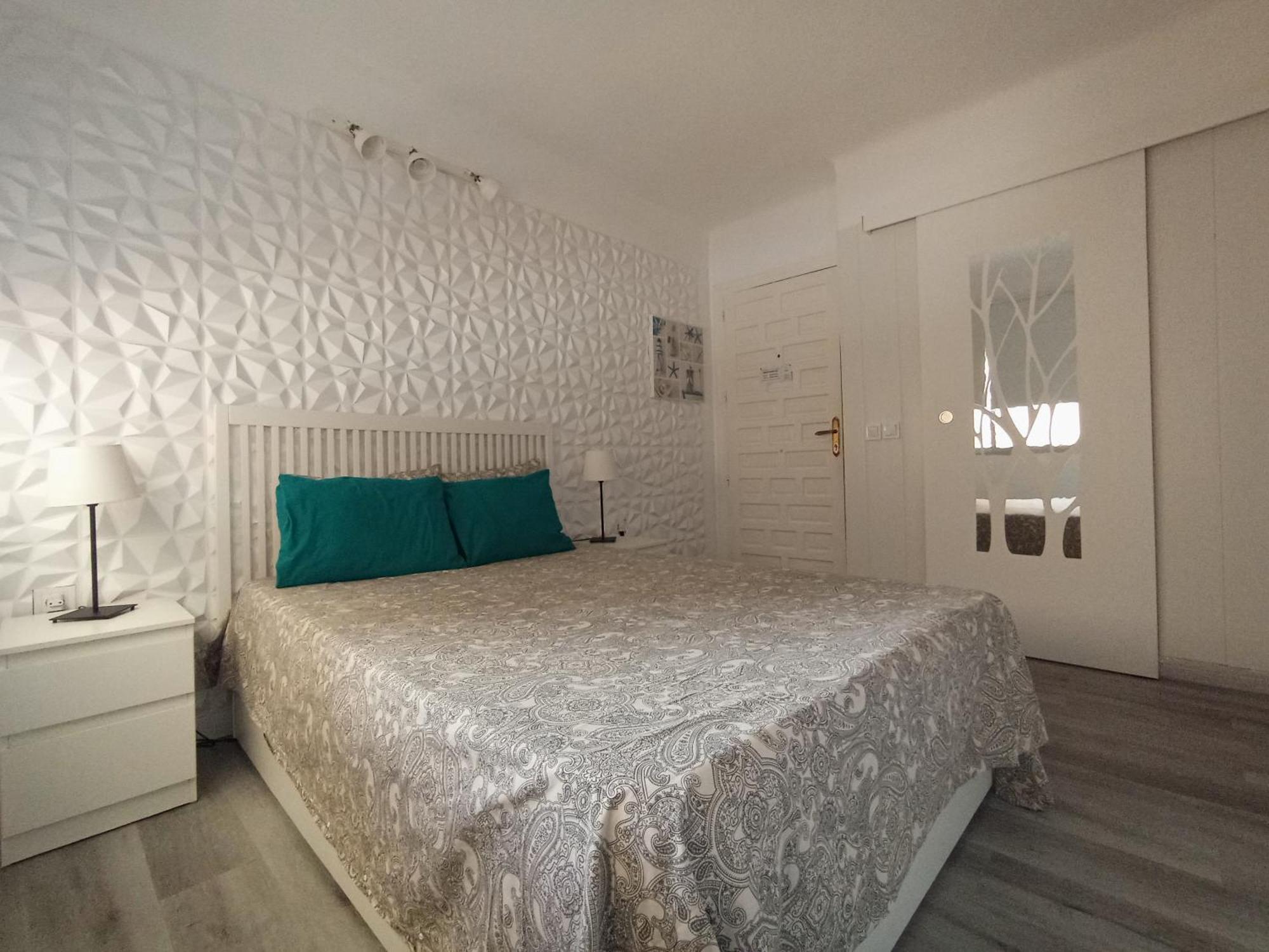 Apartamento Una Habitacion Supercentrico 托雷莫利诺斯 外观 照片